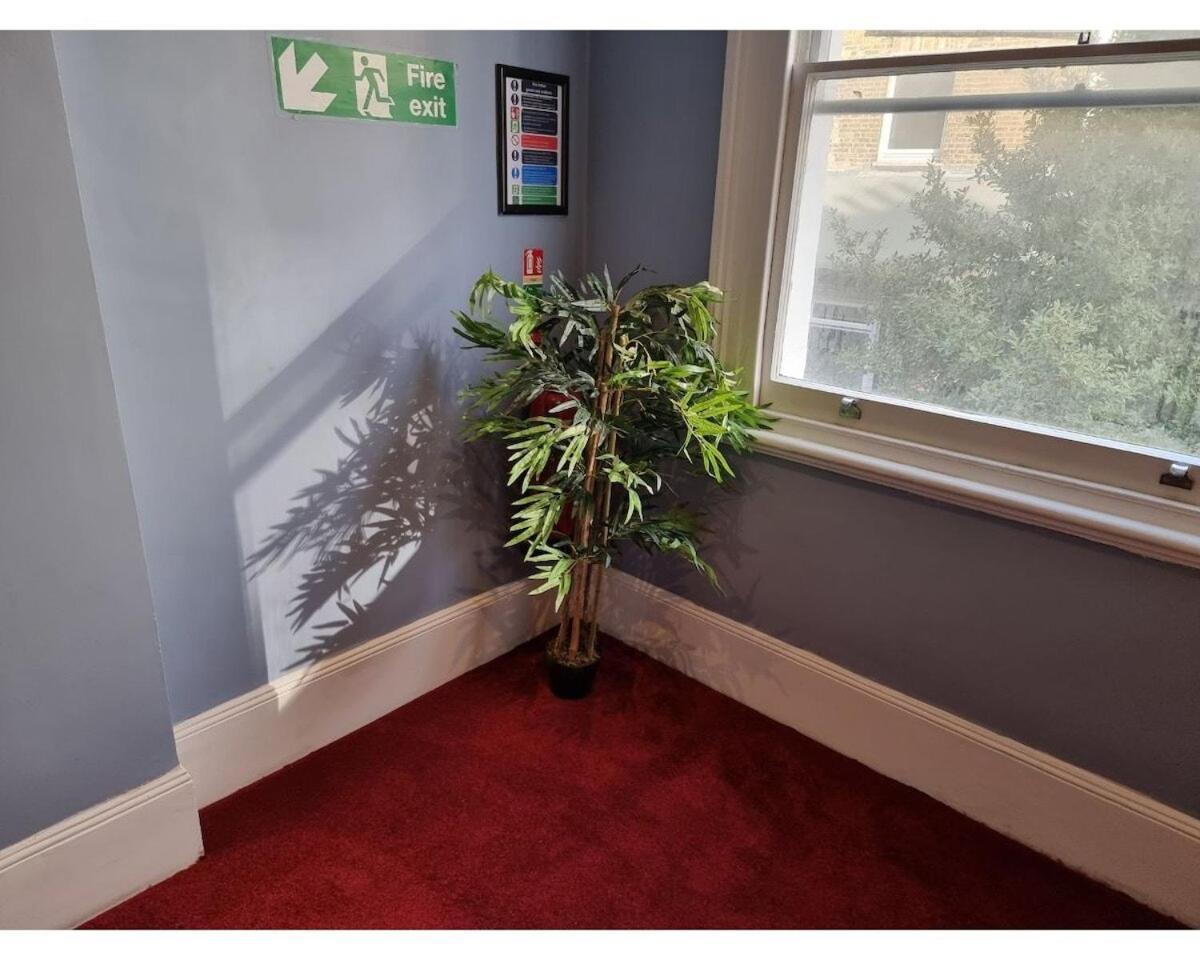 F302-3Rd Floor Studio For 2 Near Hyde Park London Exterior photo